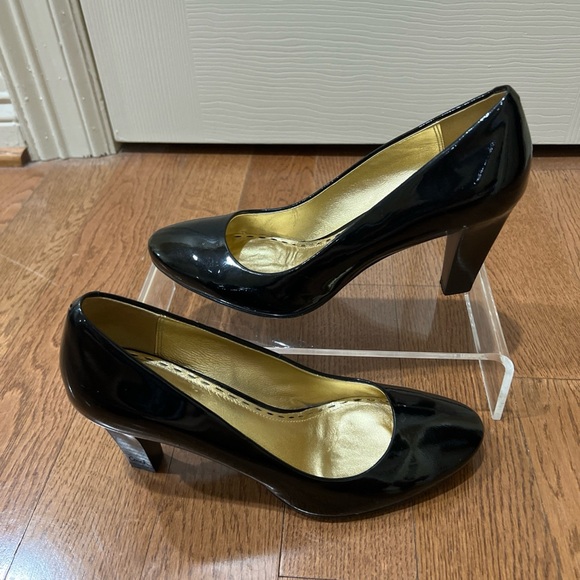 Coach Sheri Black Patent Leather Pumps Shoes Women Sz 8 Career Minimalist - Picture 5 of 12
